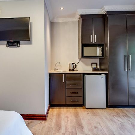 The Nightingale Guesthouse บลูมฟอนเทน ภายนอก รูปภาพ