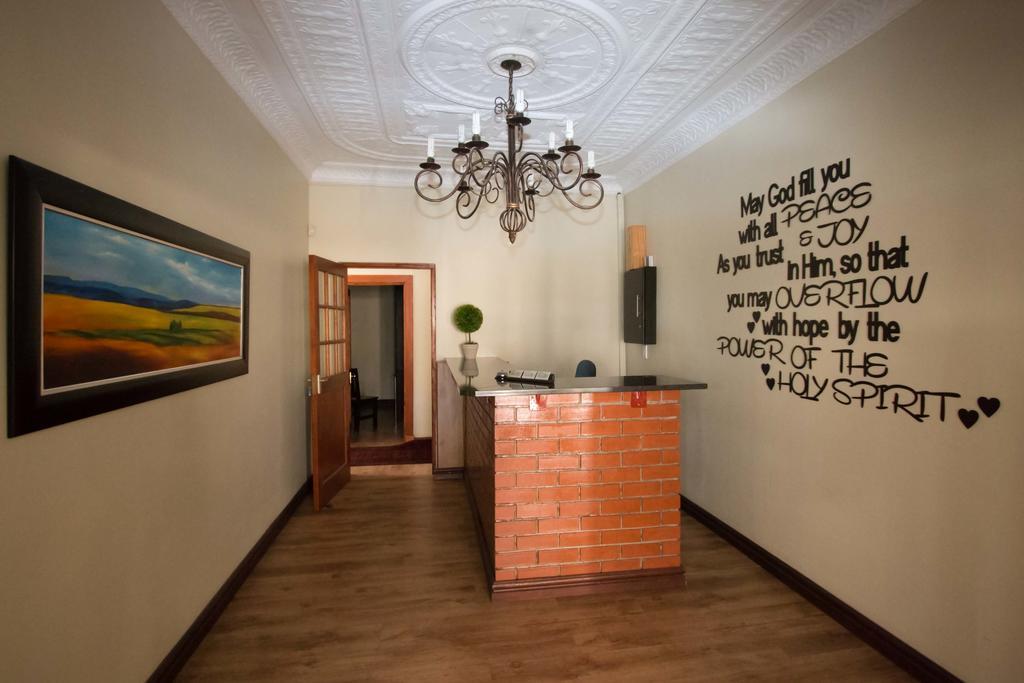 The Nightingale Guesthouse บลูมฟอนเทน ภายนอก รูปภาพ