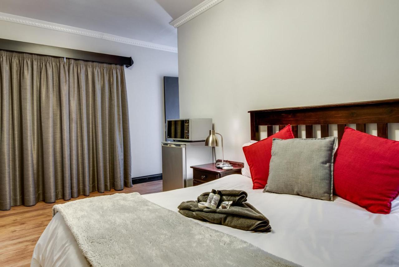 The Nightingale Guesthouse บลูมฟอนเทน ภายนอก รูปภาพ
