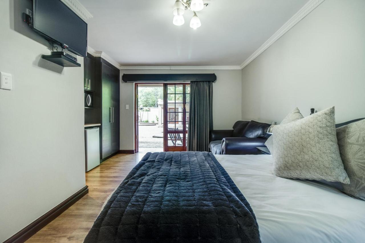 The Nightingale Guesthouse บลูมฟอนเทน ภายนอก รูปภาพ