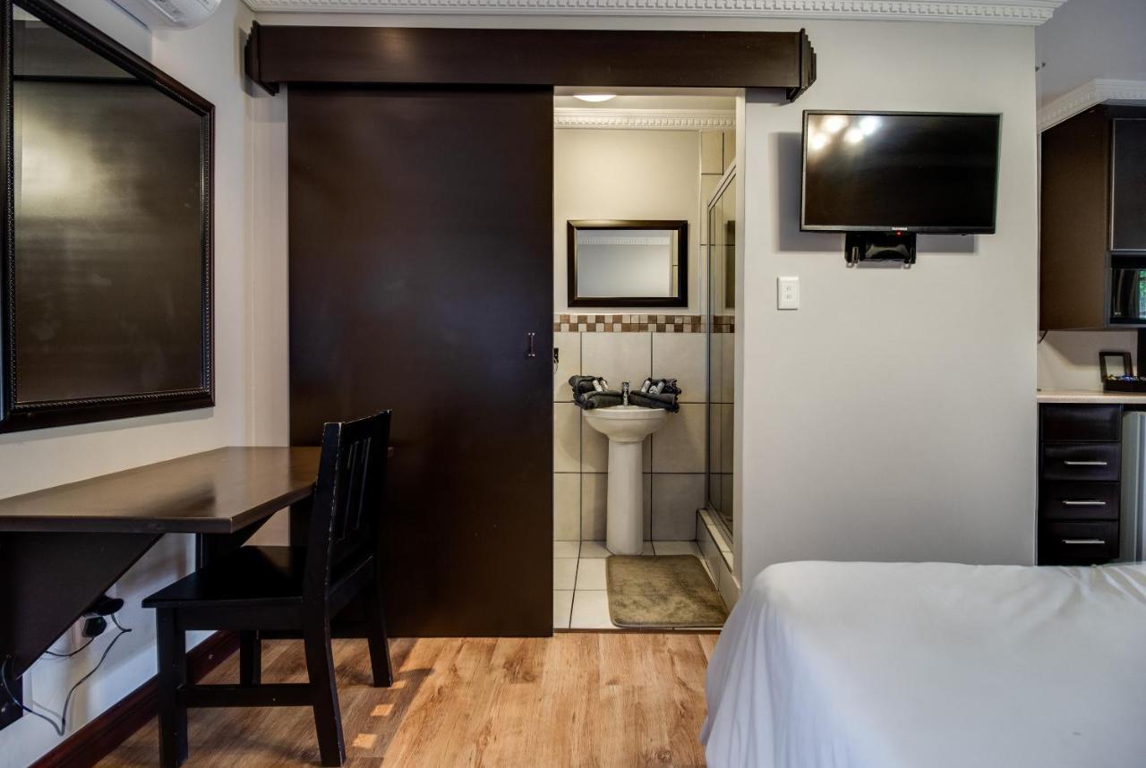 The Nightingale Guesthouse บลูมฟอนเทน ภายนอก รูปภาพ