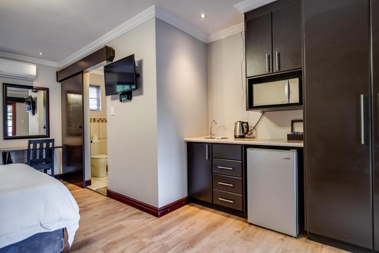 The Nightingale Guesthouse บลูมฟอนเทน ภายนอก รูปภาพ