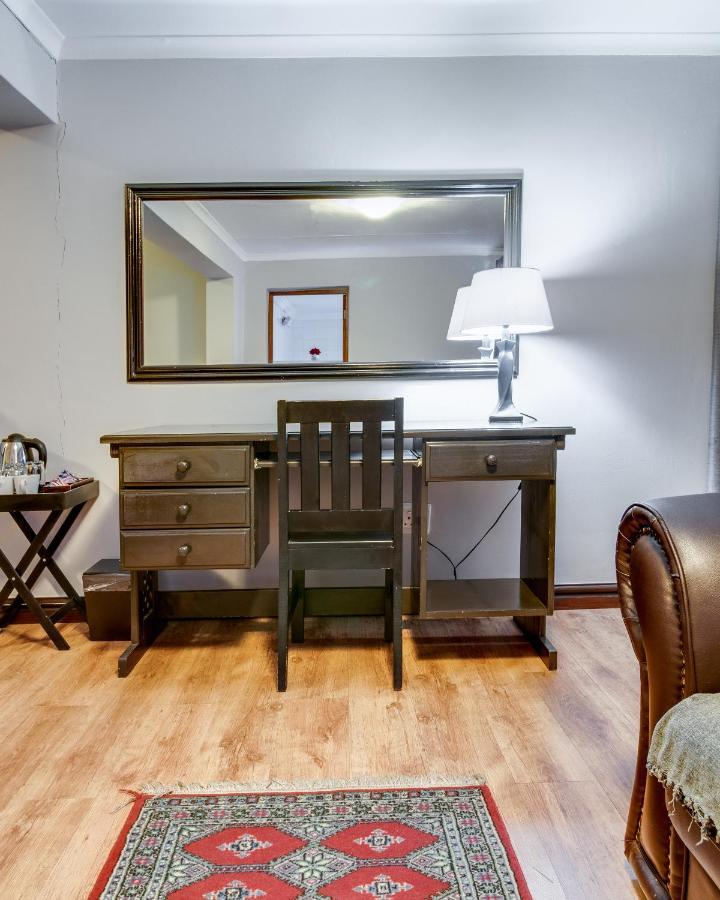 The Nightingale Guesthouse บลูมฟอนเทน ภายนอก รูปภาพ